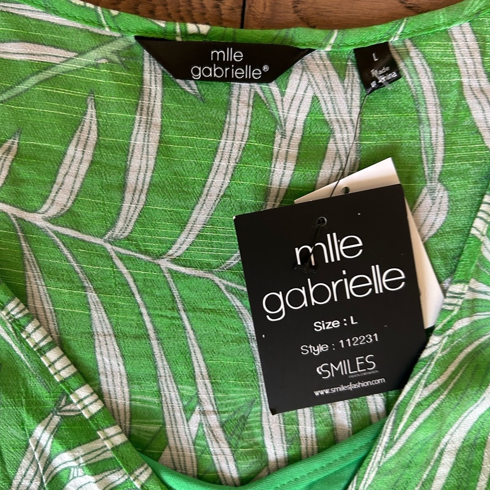 NWT! Mlle Gabrielle Woman’s Green & White Tropical Leaf Print Midi Dress. Sz L - Picture 13 of 14